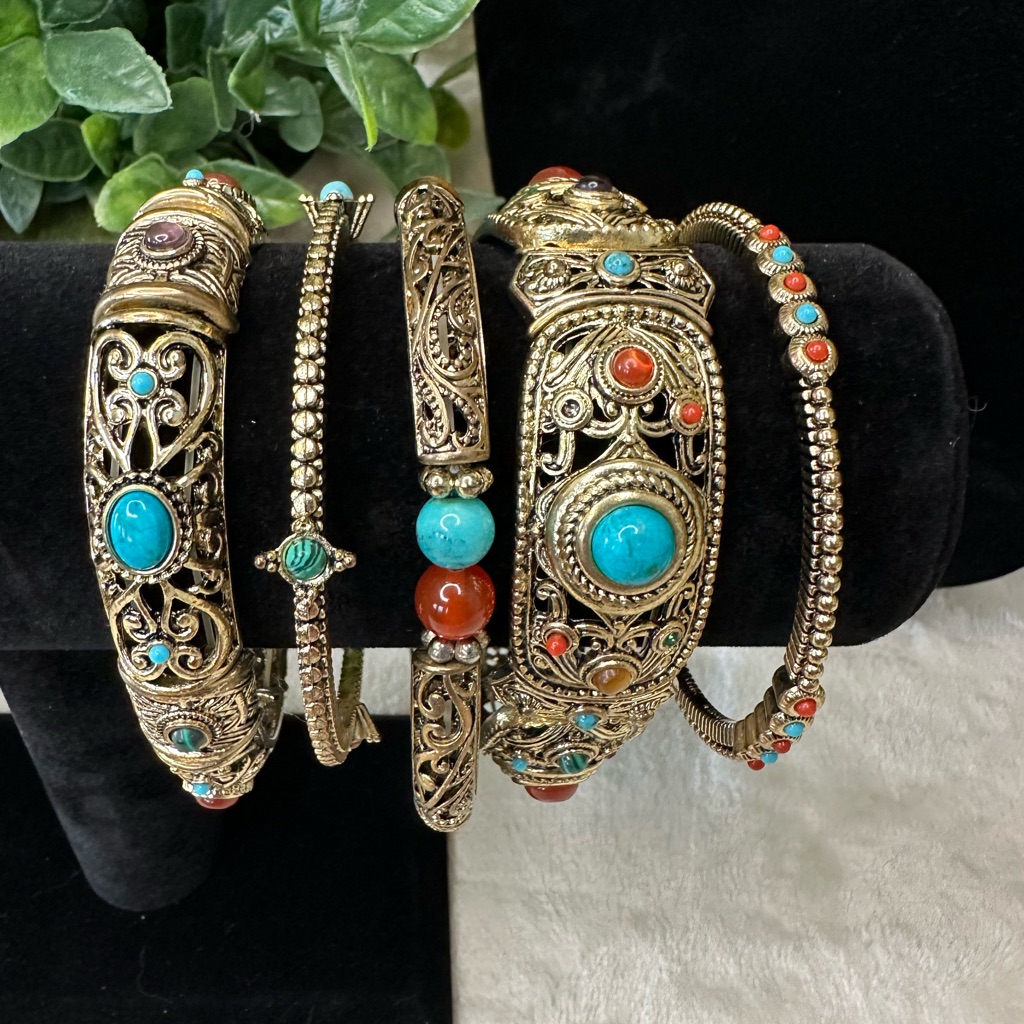 Graziano Gold Toned Set Of 5 Bracelets Beautiful Colors Of Turquoise And Amber 49$